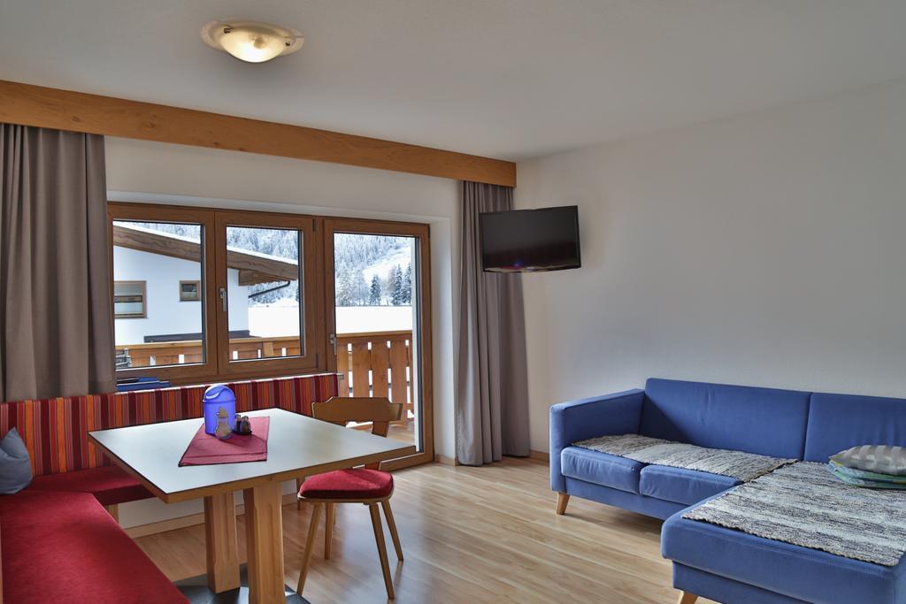 Alpenapart Zell Längenfeld Exterior photo
